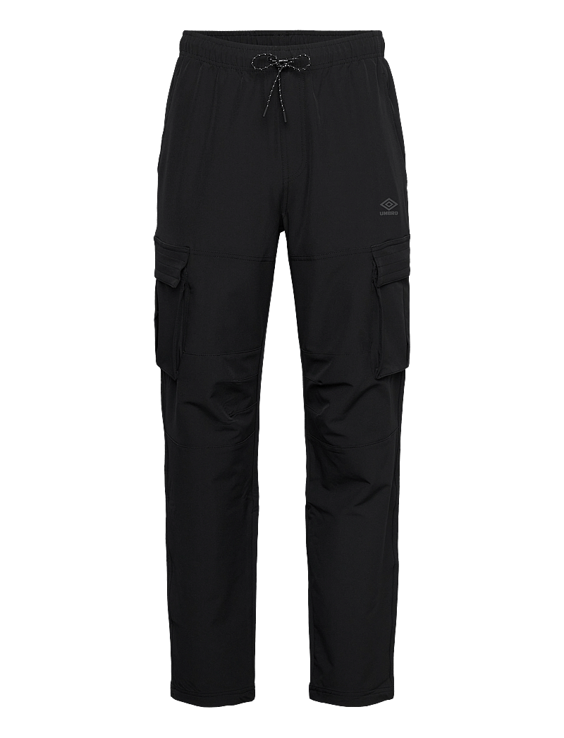 Umbro - Trail Cargo Pants - casual byxor - black - 0