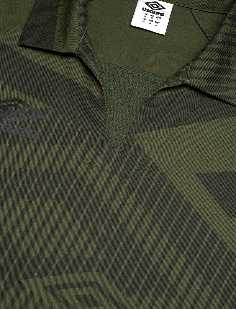 Umbro - Printed Drill Top - Överdelar - green - 2