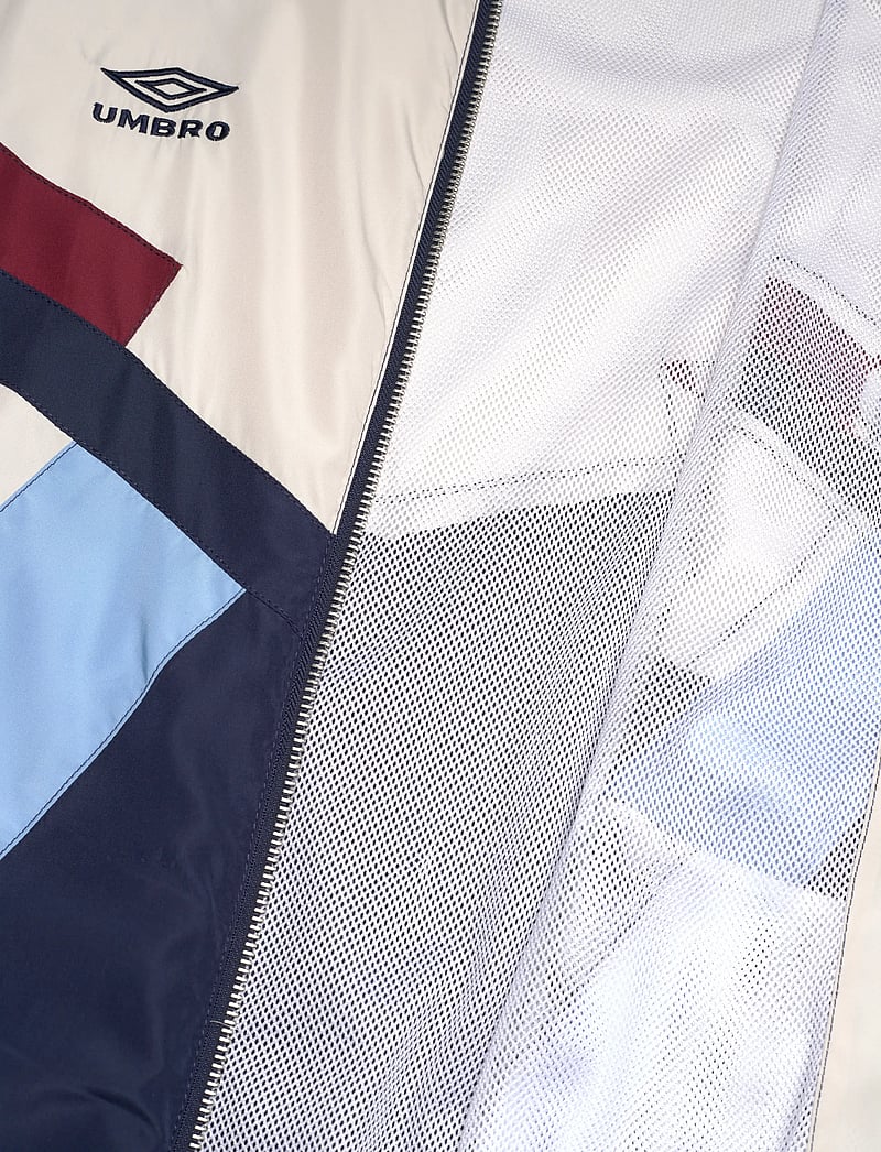 Umbro - Relaxed Track Jacket - sportjacken - navy - 5
