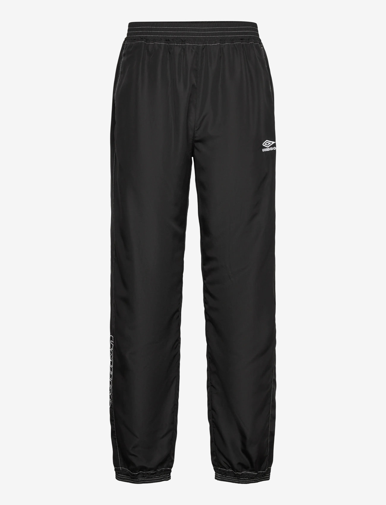 Umbro - Relaxed Track Pant - sportbyxor - black - 0