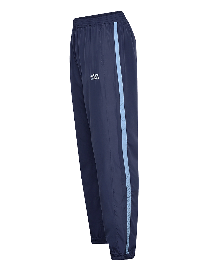 Umbro - Relaxed Track Pant - träningsbyxor - navy - 3