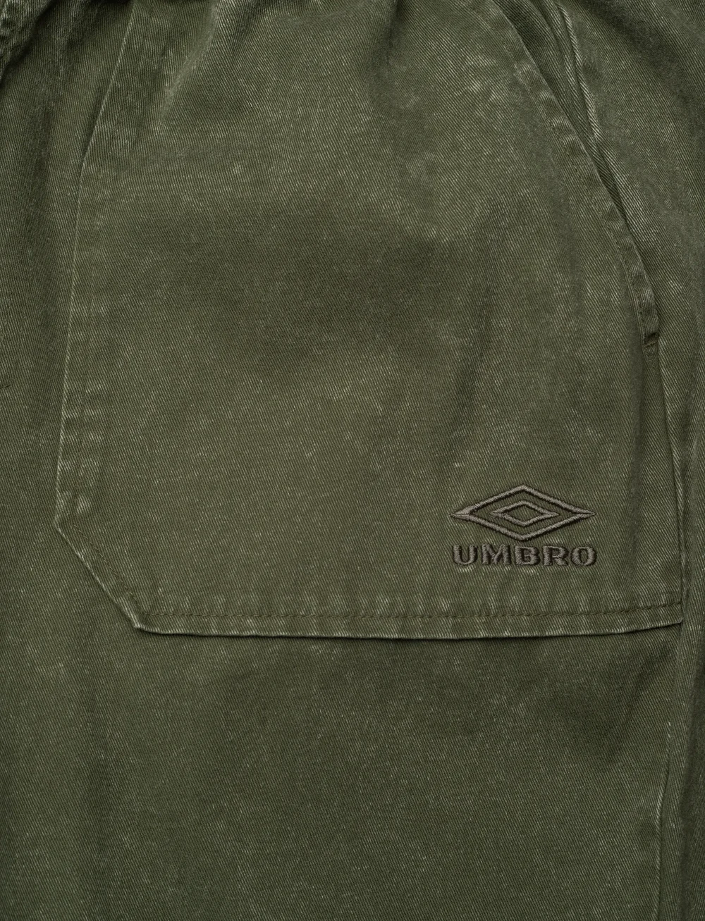 Umbro - Washed Drill Pant - casual trousers - green - 2