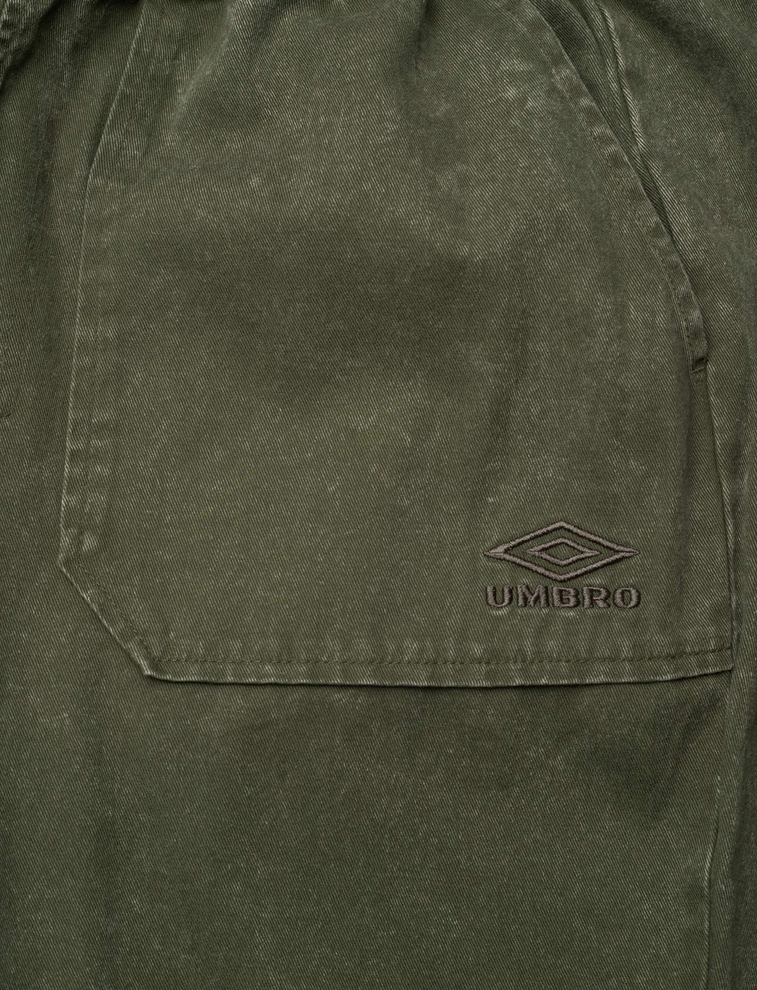 Umbro - Washed Drill Pant - spordipüksid - green - 2