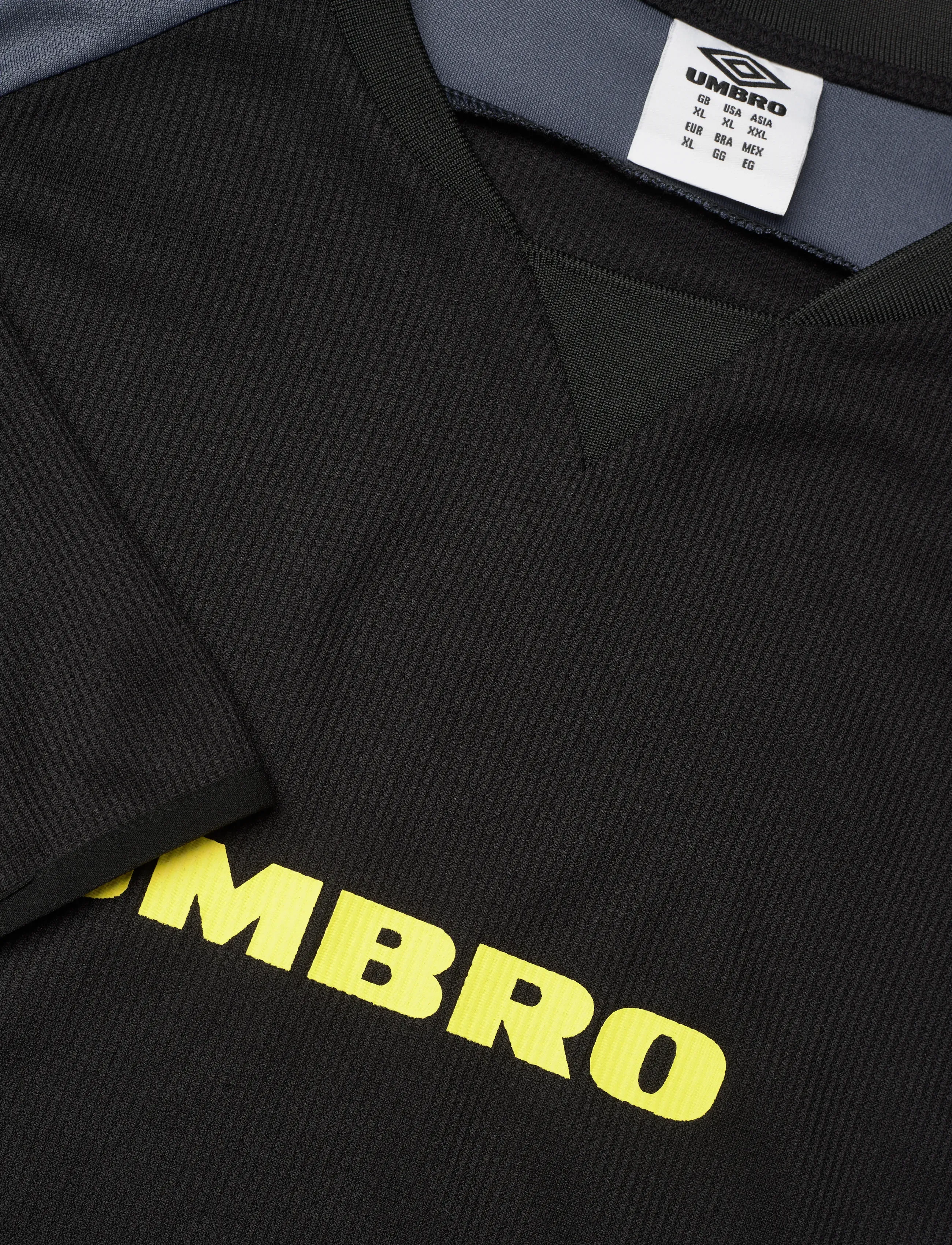 Umbro - Panelled LS Jersey - shortsit - svart - 2