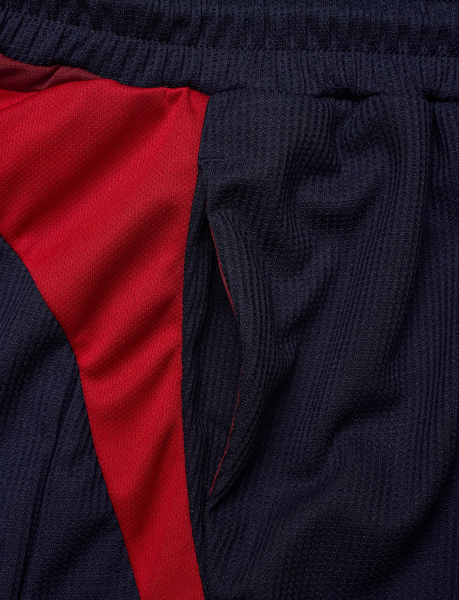 Umbro - Panelled Oversized Short - lühikesed treeningpüksid - svart - 2