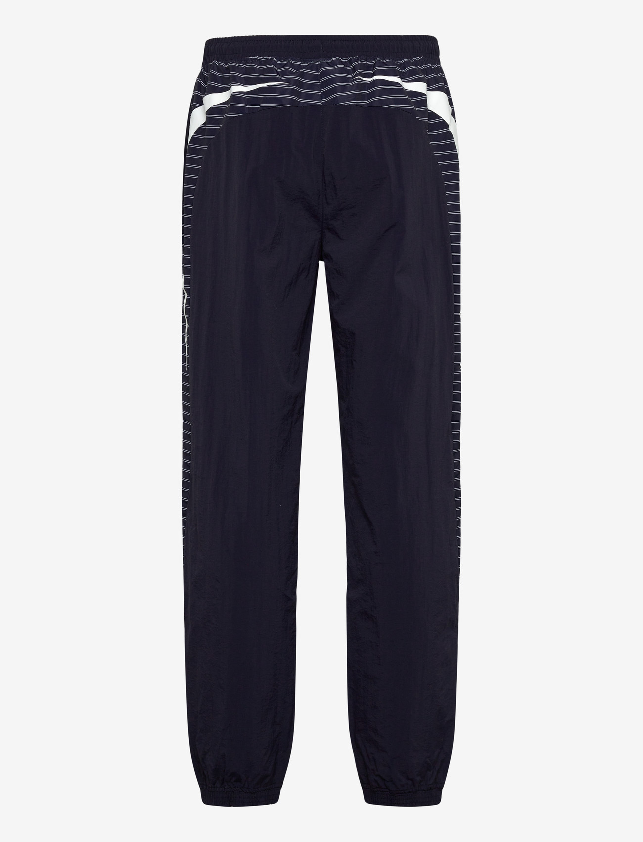 Umbro - Relaxed Track Pant - joggingbukser - marin - 1