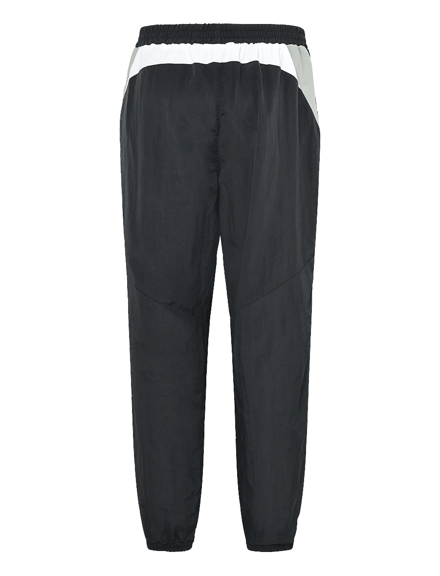 Umbro - Relaxed Track Pant - träningsbyxor - black - 1