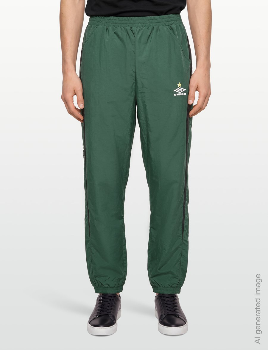 Umbro - Relaxed Track Pant - trainingshosen - green - 3