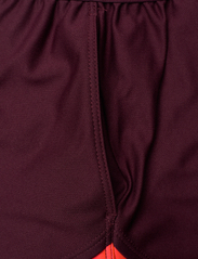 Under Armour - Play Up Shorts 3.0 - lowest prices - dark maroon - 5