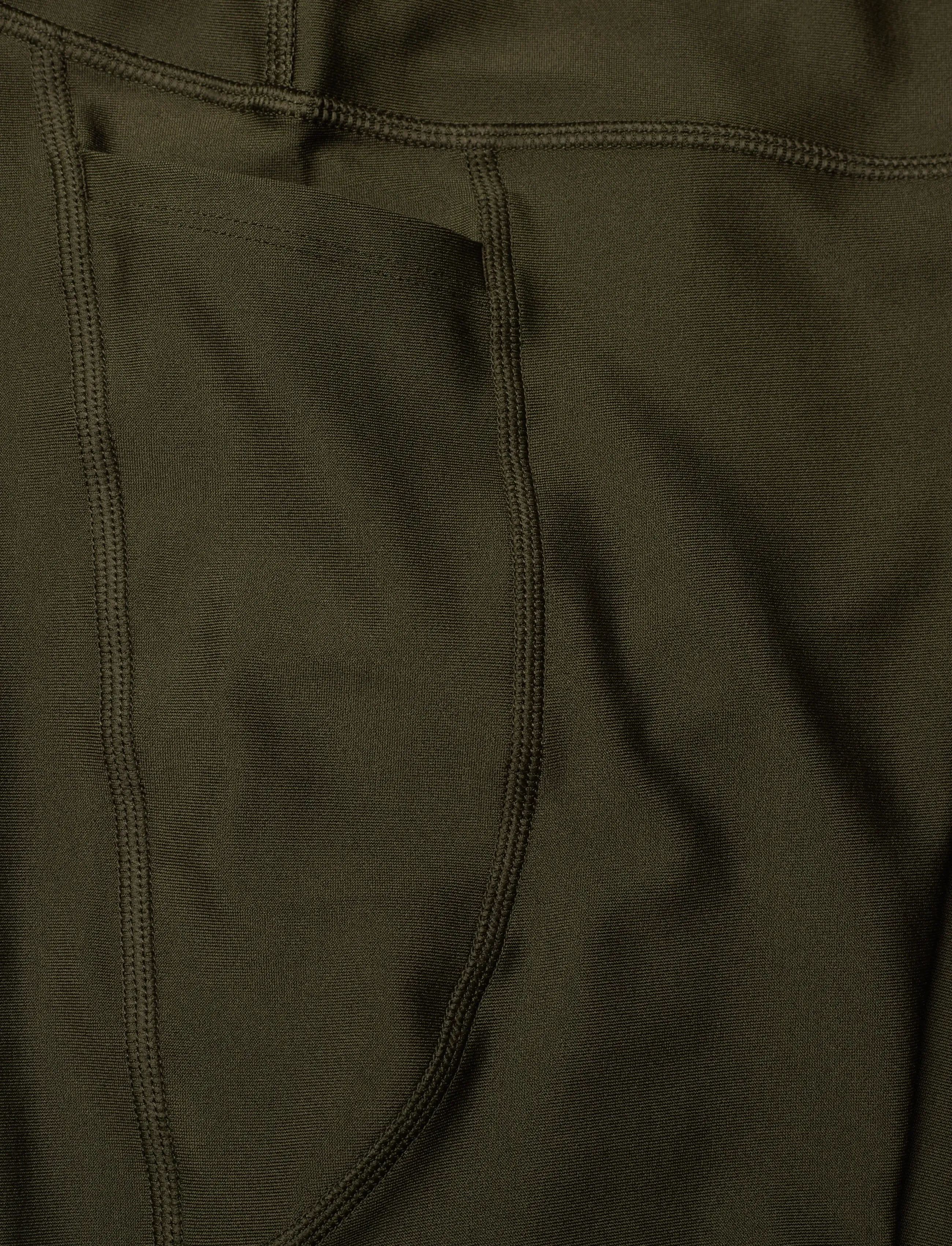 Under Armour - Tech Hi Capri - 3/4 pikkus - expedition green - 5