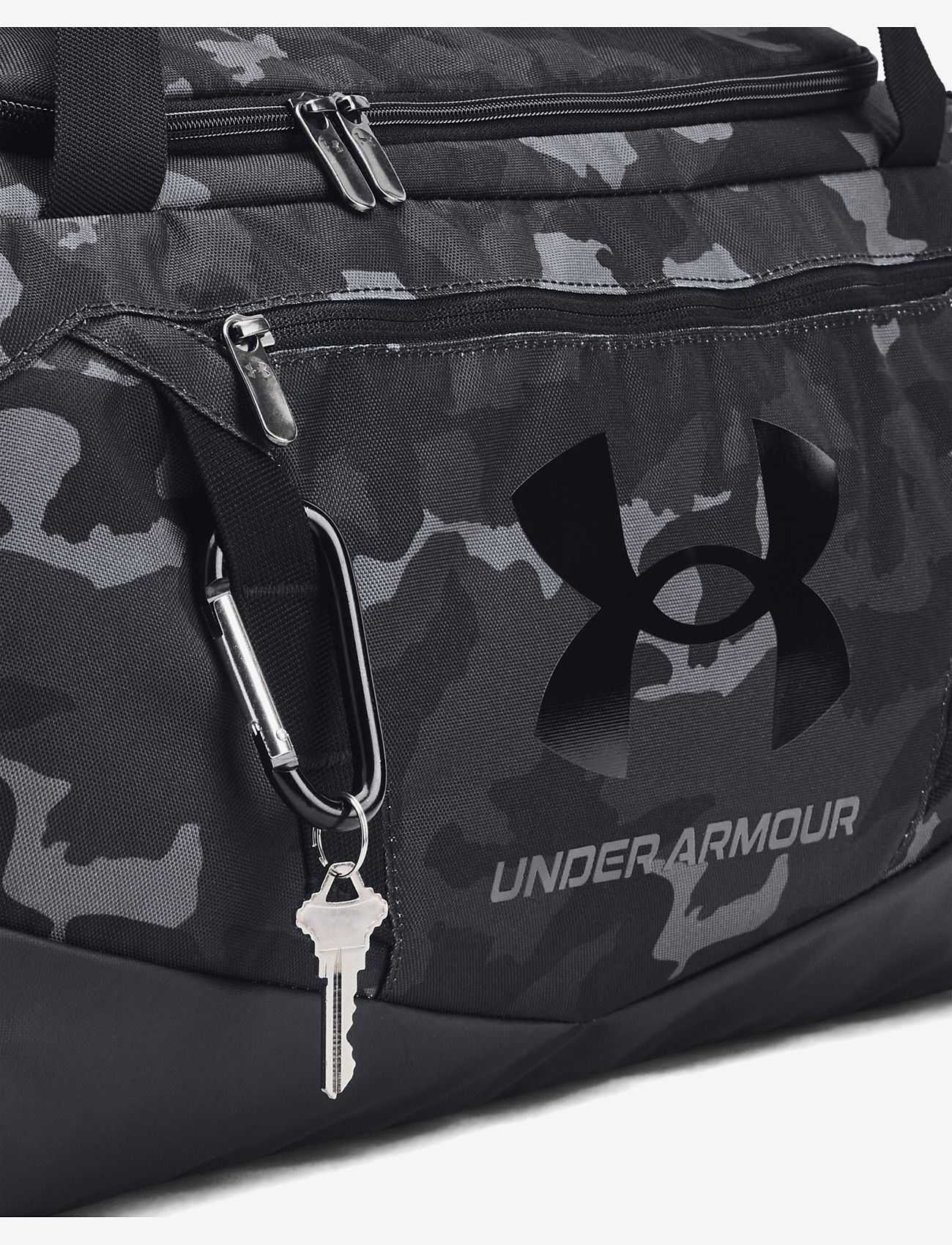 Under Armour - UA Undeniable 5.0 Duffle SM - gym bags - black - 3