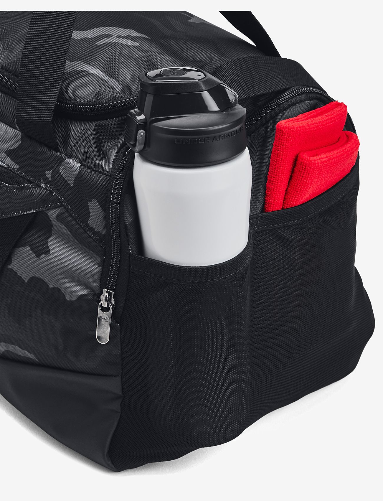 Under Armour - UA Undeniable 5.0 Duffle SM - gym bags - black - 4