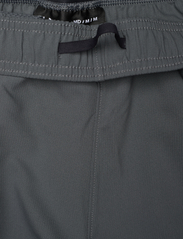 Under Armour - UA Vanish Woven 8in Shorts - sporta šorti - pitch gray - 6