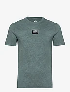 UA ELEVATED CORE WASH SS - PITCH GRAY