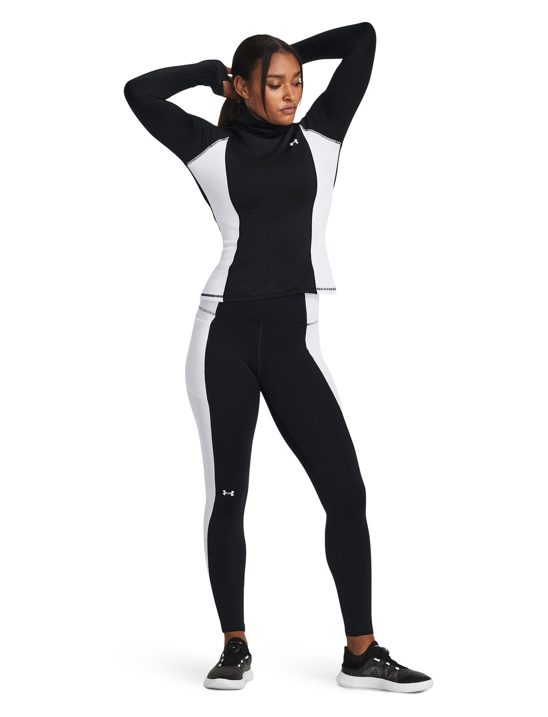 Womens under 2025 armour funnel neck