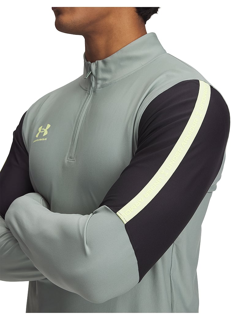 Under Armour - UA M's Ch. Pro 1/4 Zip - sweatshirts - silica green - 4