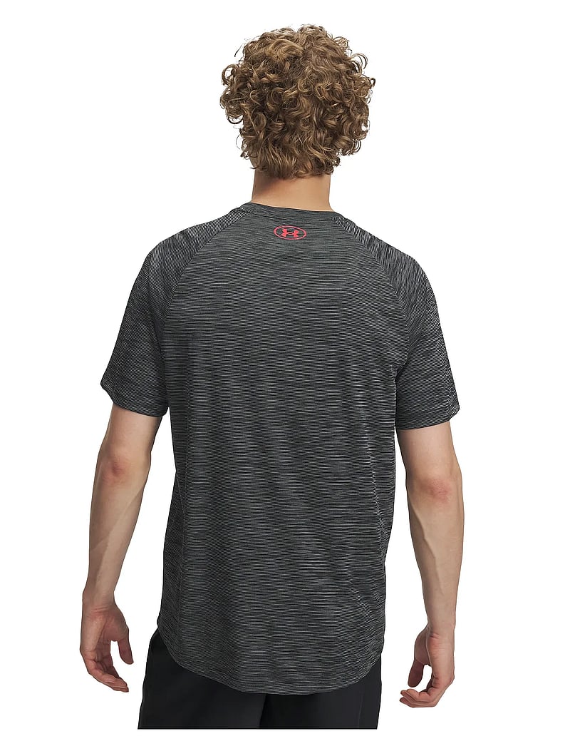 Under Armour - UA Tech Textured SS - t-skjorter - black - 3