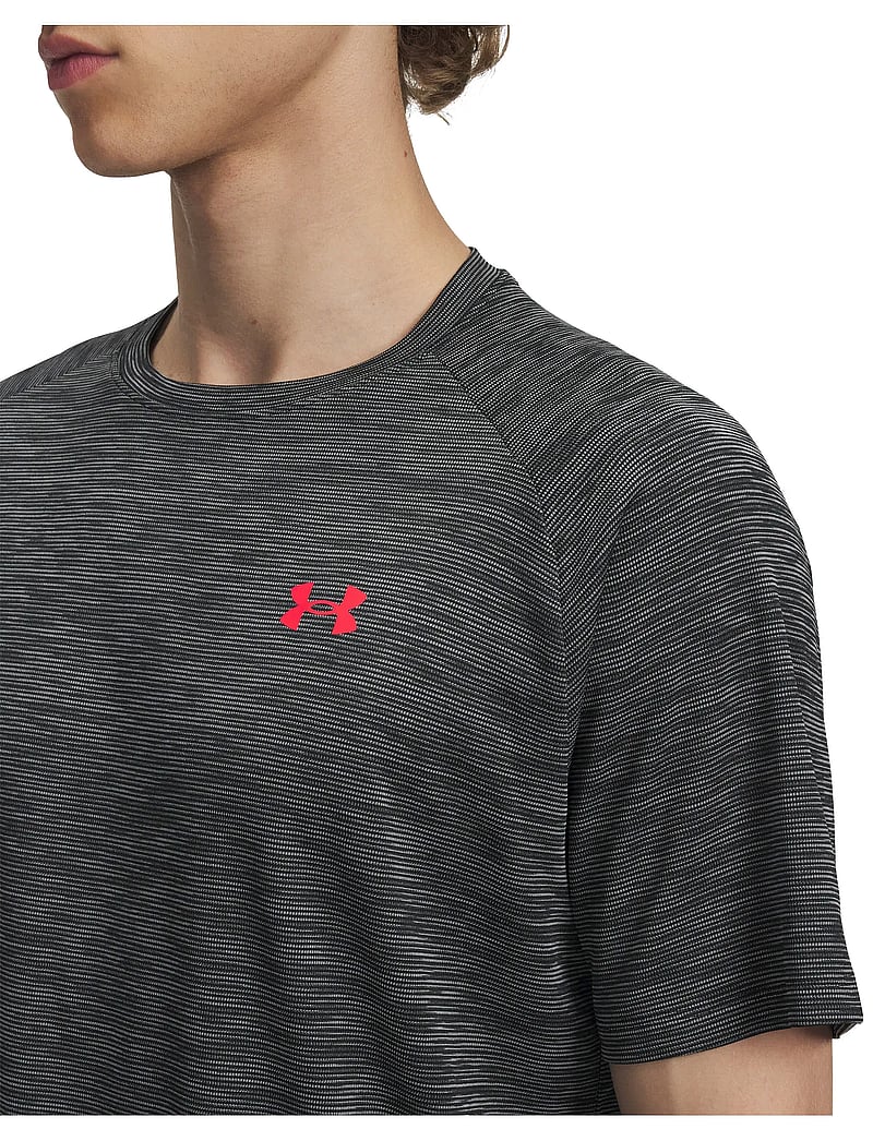 Under Armour - UA Tech Textured SS - t-skjorter - black - 4