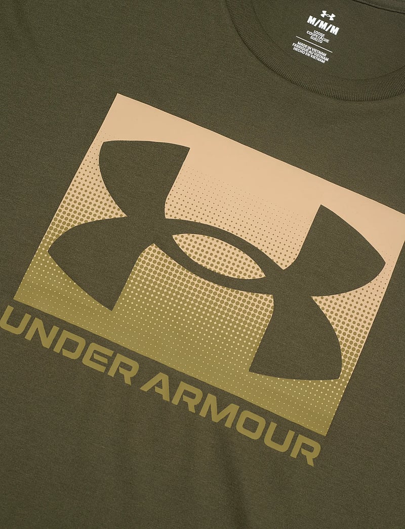 Under Armour - UA M BOXED SPORTS UPDATED SS - t-shirts - expedition green - 4
