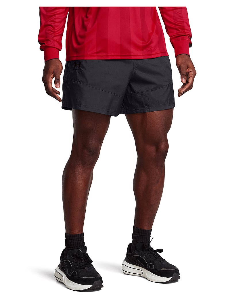 Under Armour - UA M's 96 Terrace Wvn Shorts - trainingsshorts - black - 0
