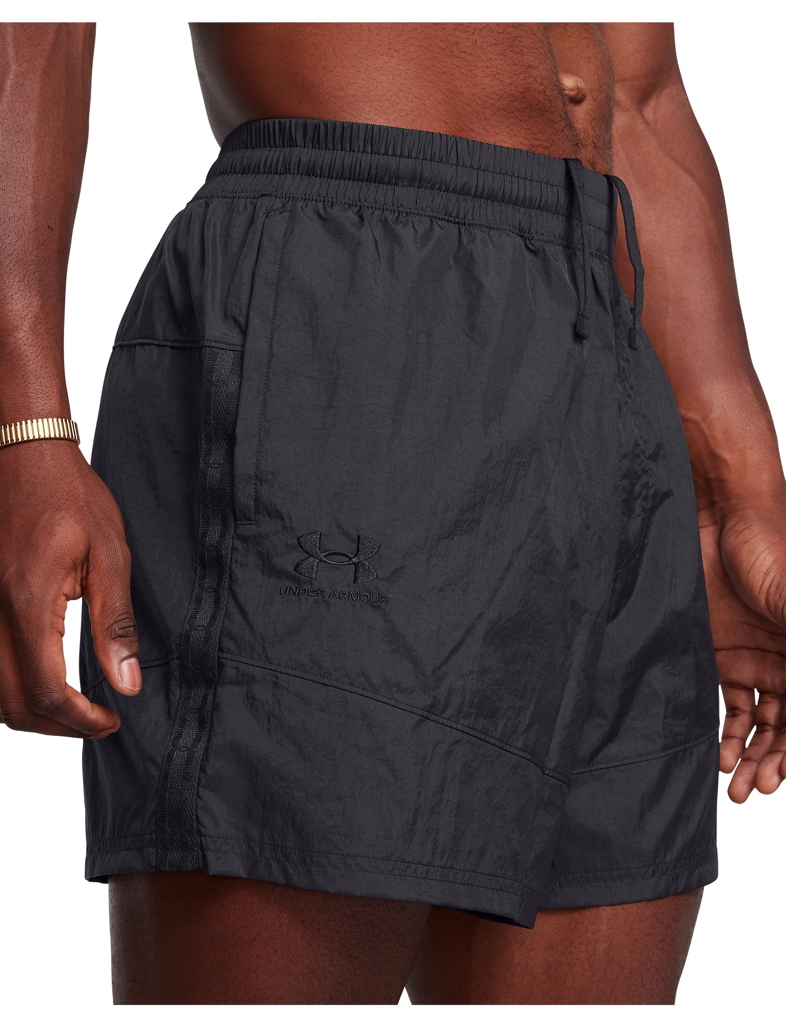 Under Armour - UA M's 96 Terrace Wvn Shorts - Æfingastuttbuxur - black - 5