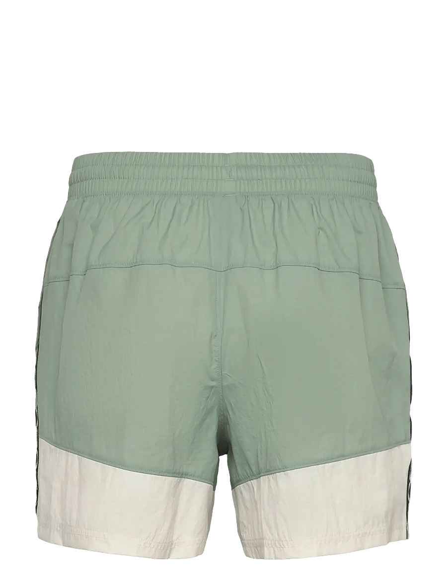 Under Armour - UA M's 96 Terrace Wvn Shorts - træningsshorts - silica green - 2