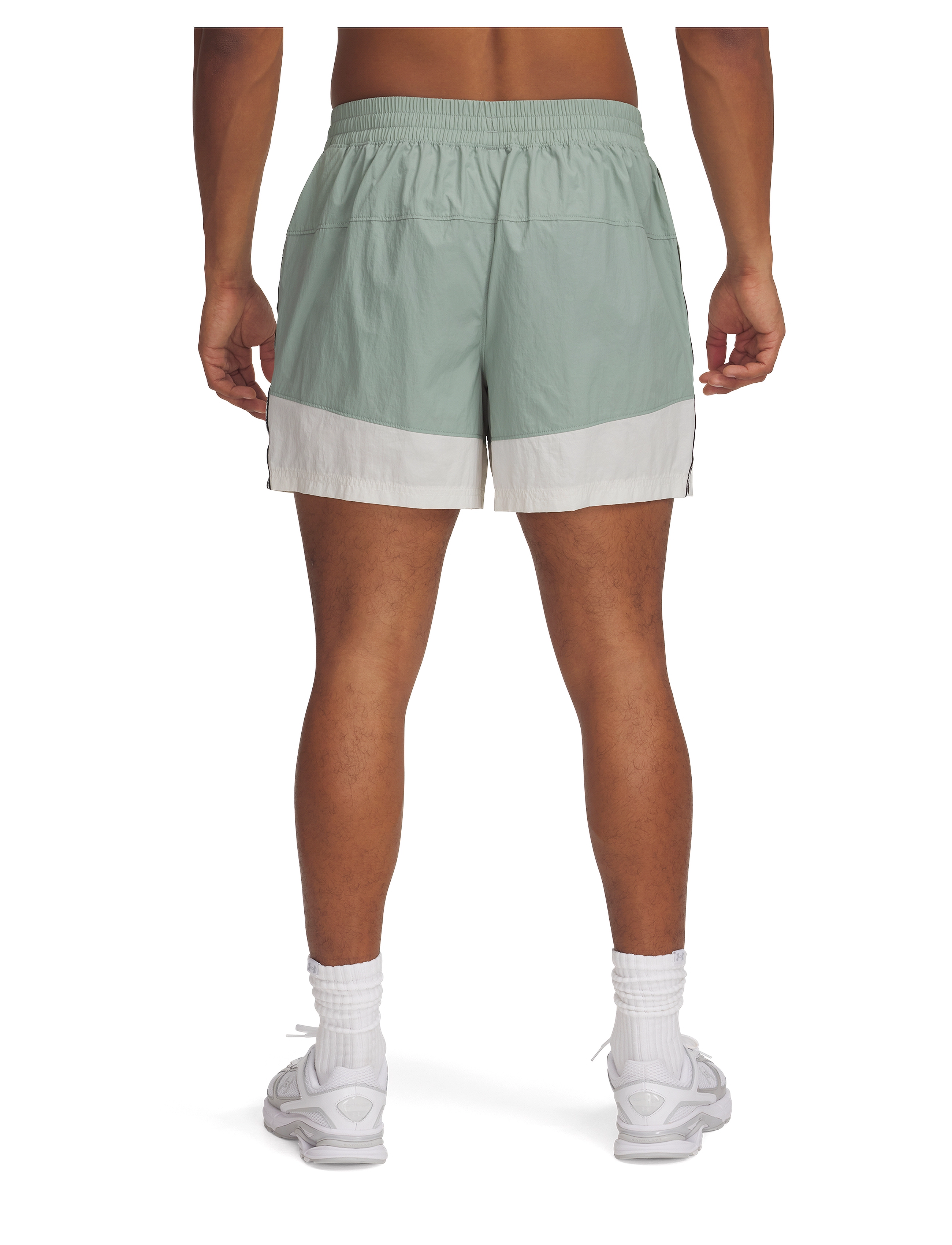 Under Armour - UA M's 96 Terrace Wvn Shorts - træningsshorts - silica green - 5