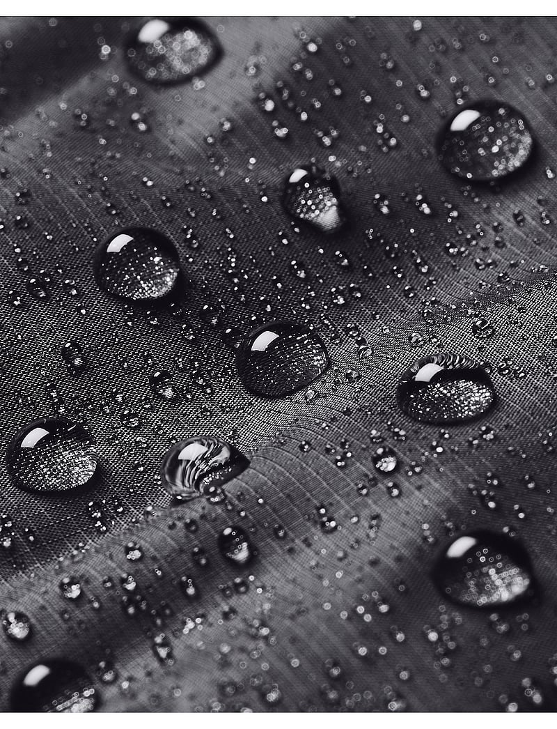 Under Armour - LW INSULATED JACKET - black - 5