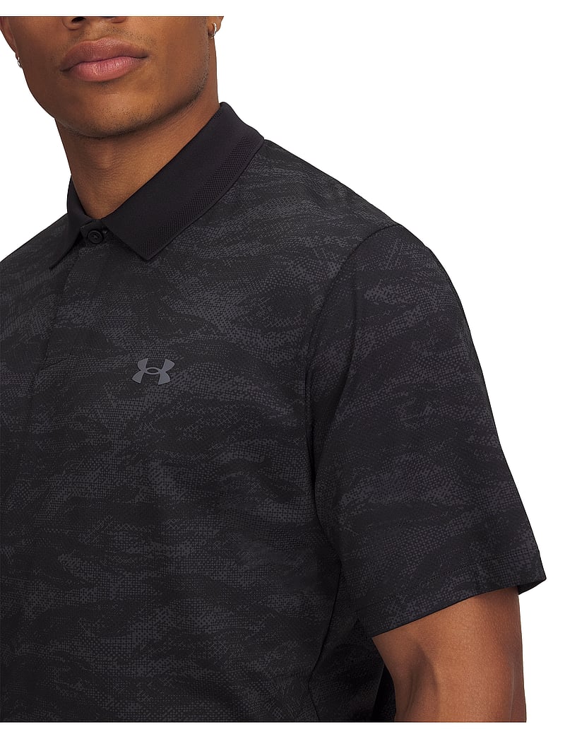 Under Armour - UA Drive Chill Printed Polo - oberteile & t-shirts - black - 4