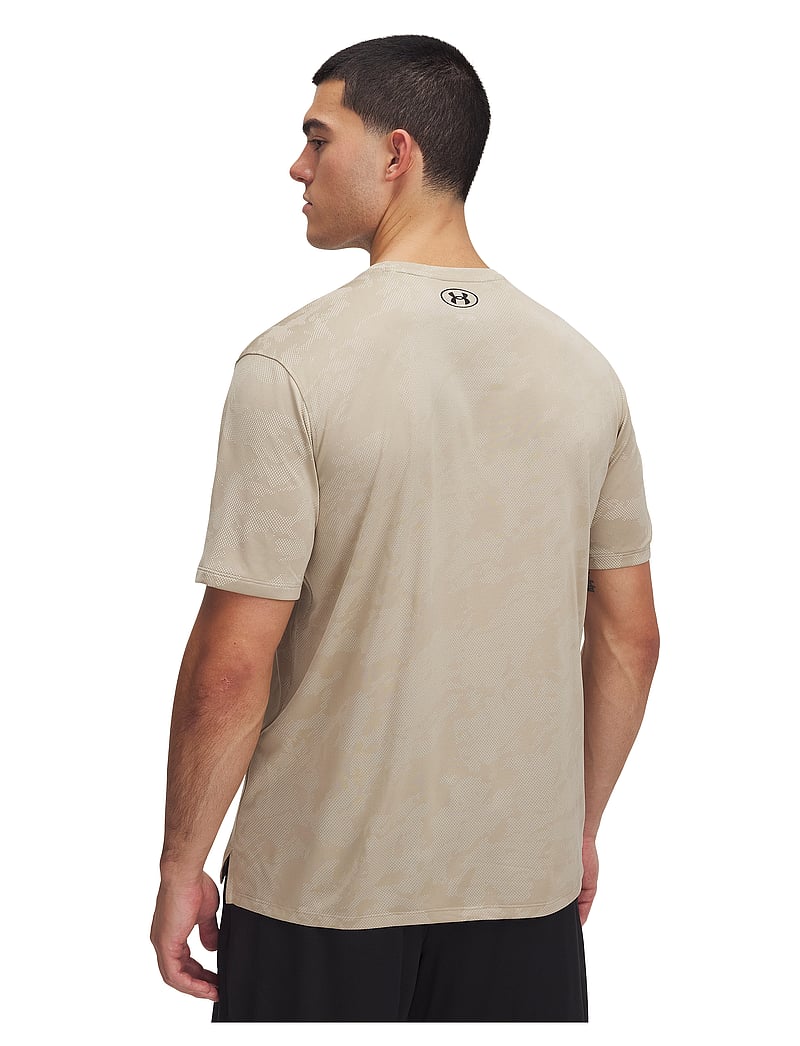 Under Armour - UA Tech Vent Jcqrd SS - t-shirts - city khaki - 3