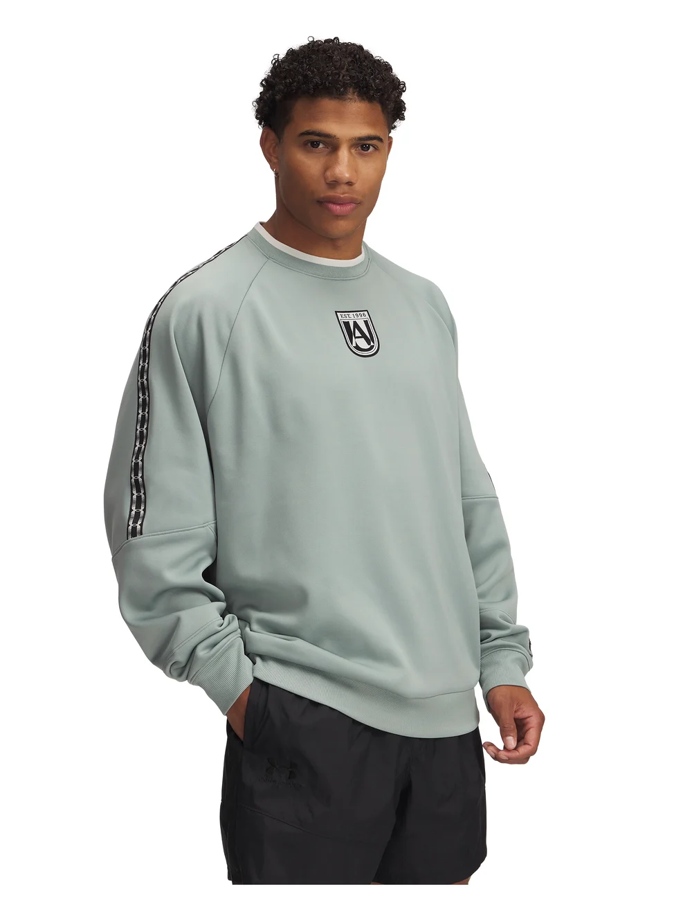Under Armour - M's 96 Terrace Crew Neck - sweatshirts - silica green - 0