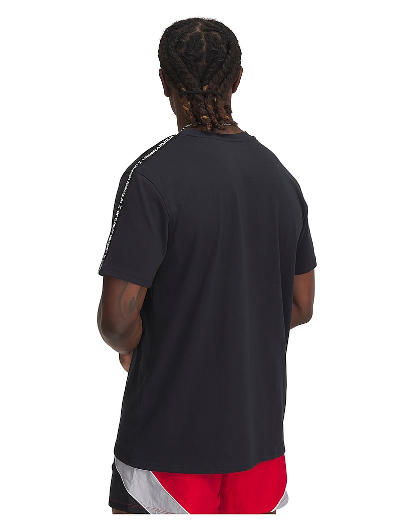 Under Armour - UA Icon HWT Tee Taping - oberteile & t-shirts - black - 3