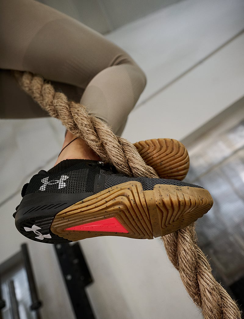 Under Armour - UA W TriBase Reign 6 - trainingsschuhe - black - 0