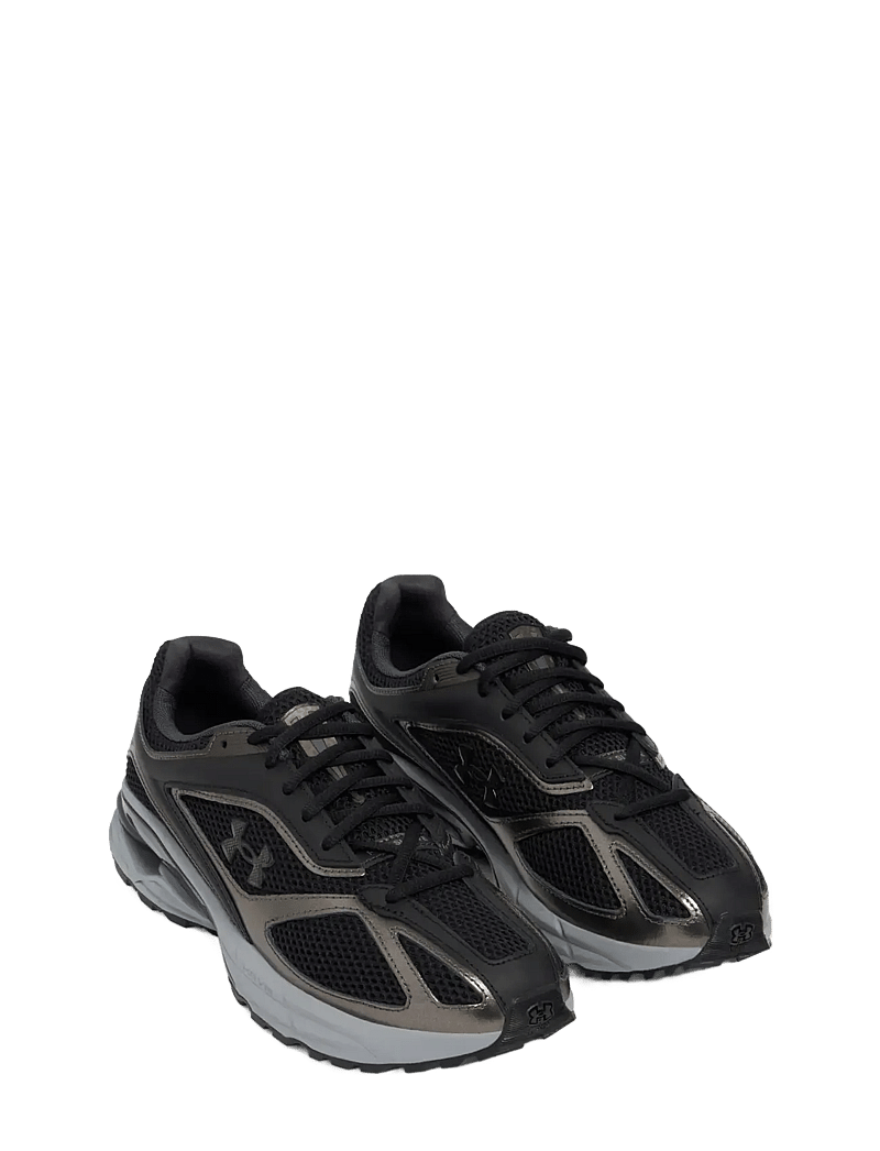 Under Armour - UA HOVR Apparition RTRFTR TC - laisvalaikio batai žemu aulu - black - 0