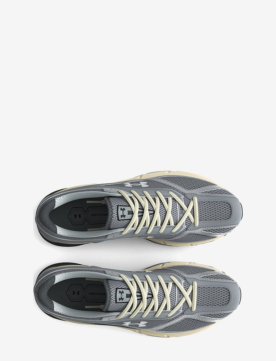 Under Armour - UA HOVR Apparition RTRFTR TC - låga sneakers - white - 3