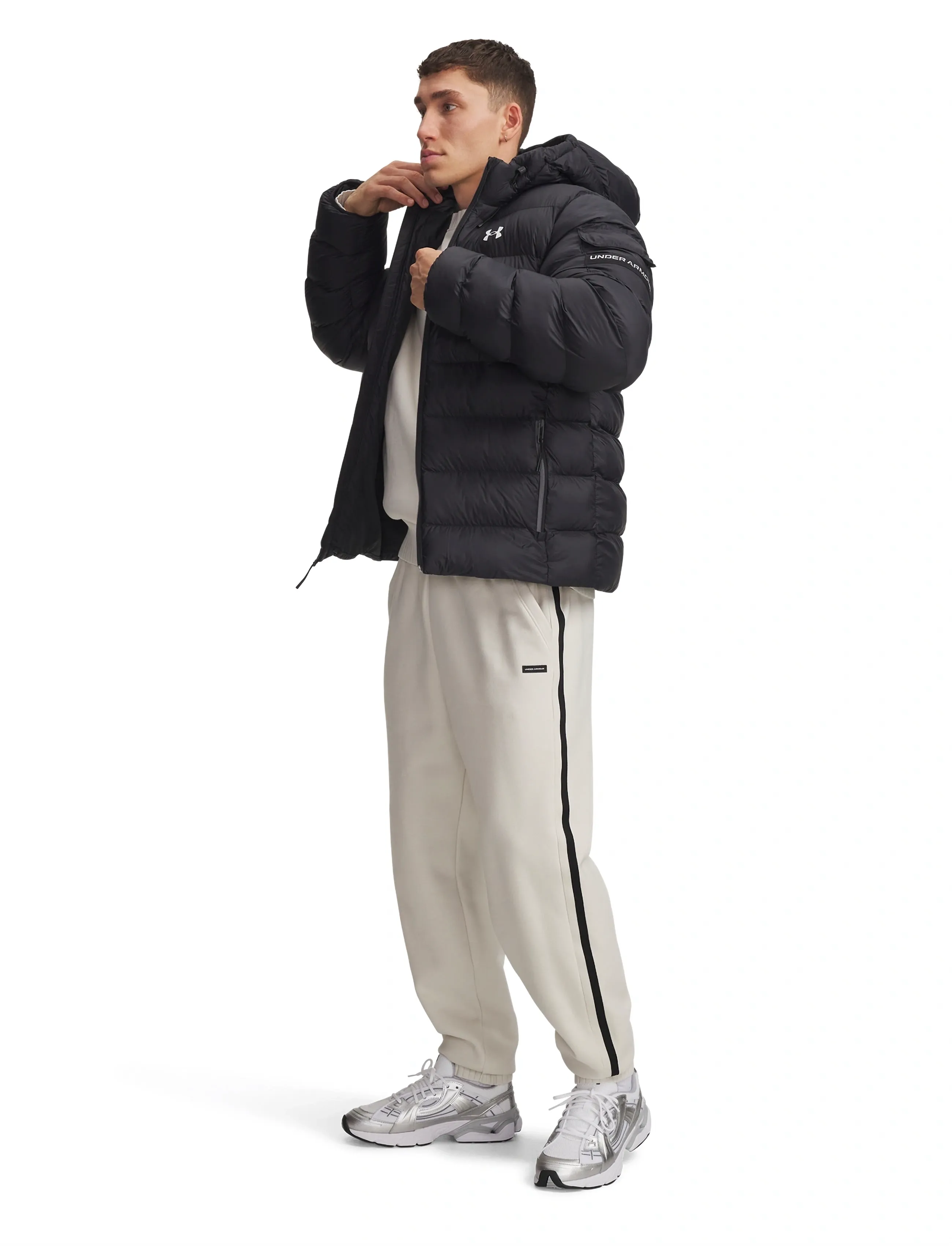 Under Armour - UA Sportswear Puff Jkt - black - 4