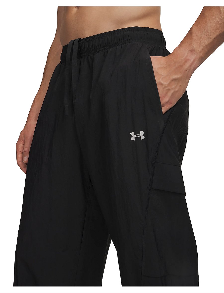 Under Armour - UA Unstoppable WVN PNT SOLID - casual - ultimate black - 5