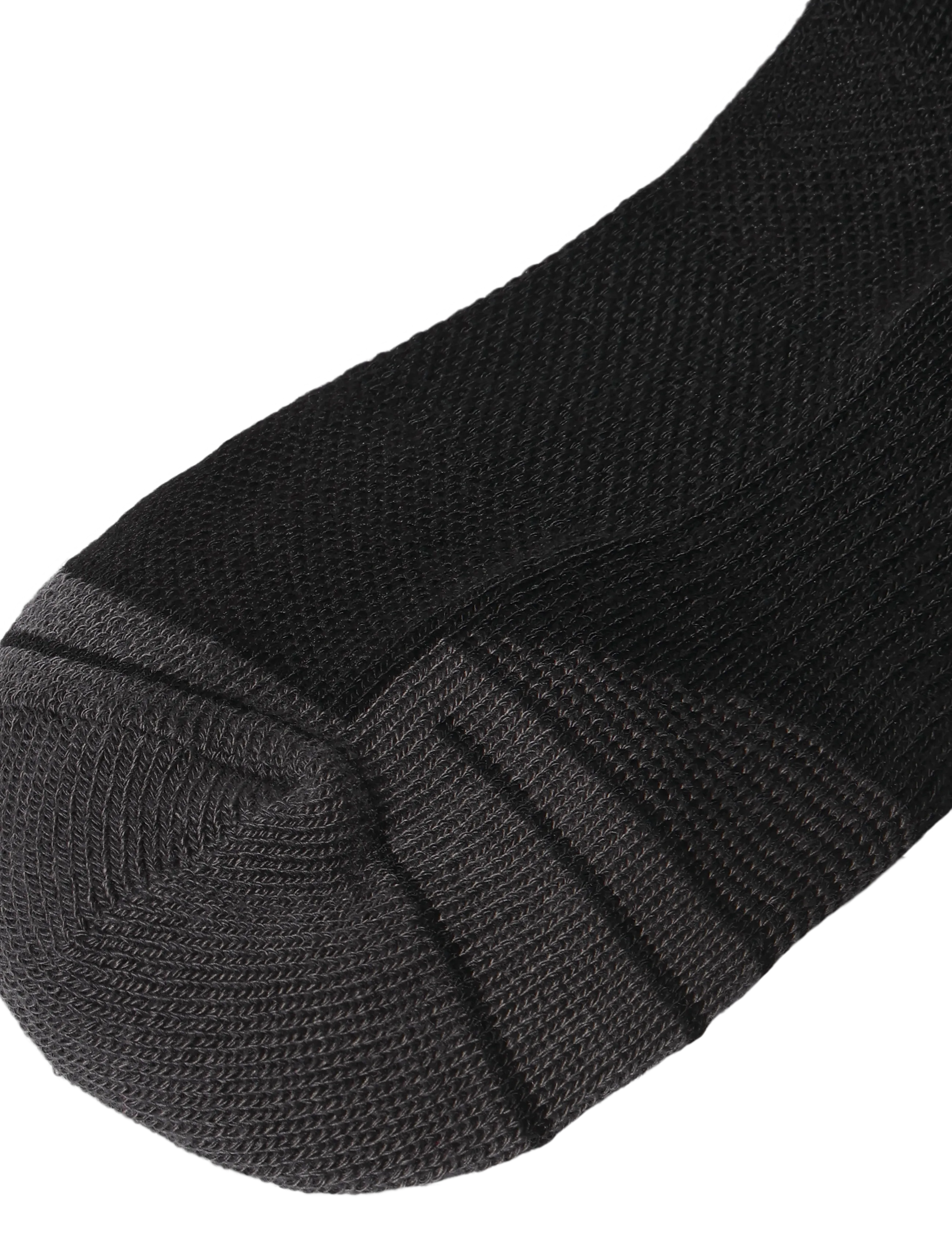 Under Armour - New UA Perf Tech 3pk Qtr - strümpfe - black - 2