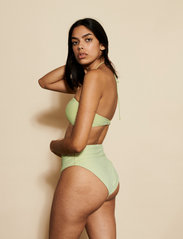 Underprotection - TENNAup BIKINI HIPSTERS - high waist bikini bottoms - green - 3