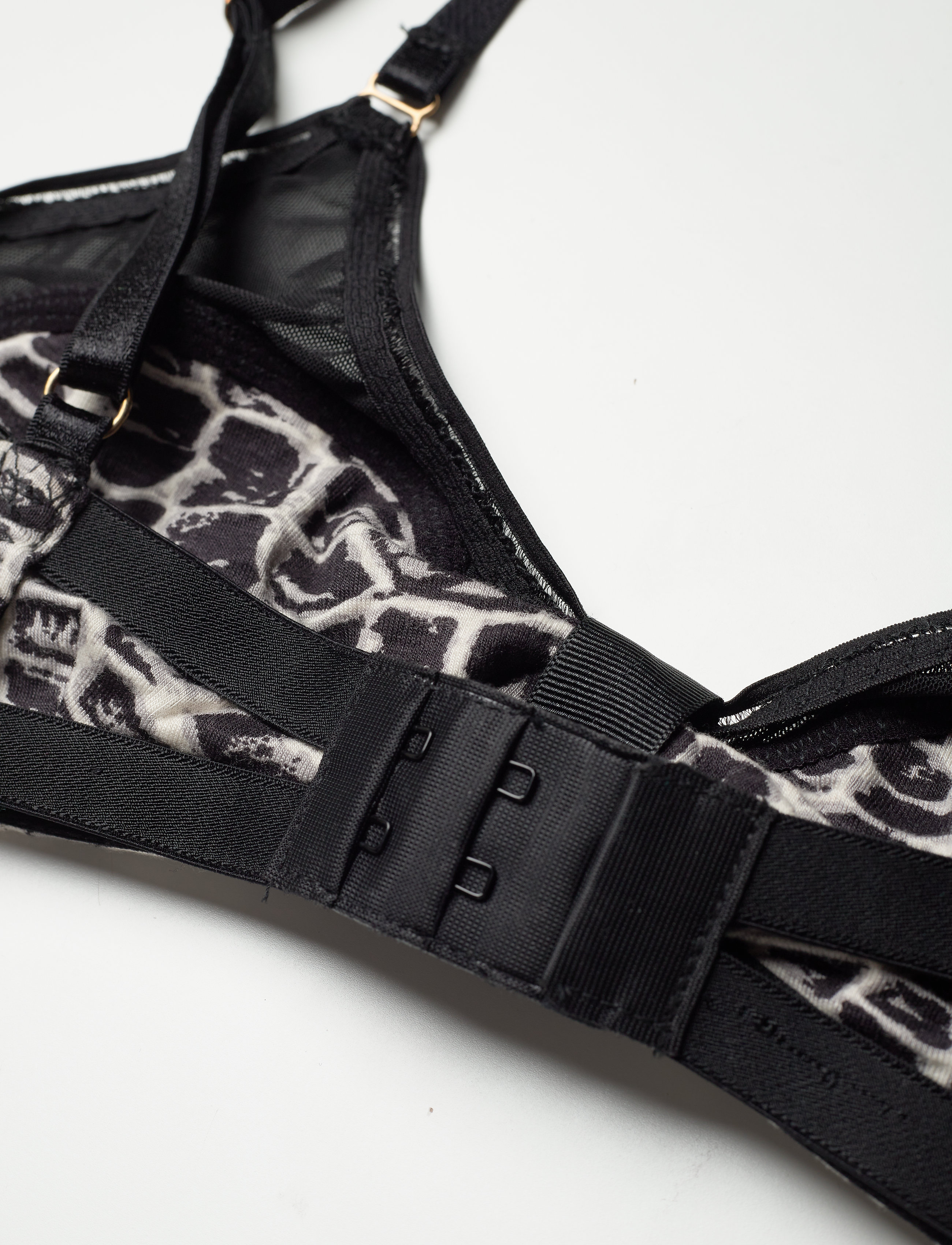Underprotection - SELMA BRA BLACK - bralette - black - 3