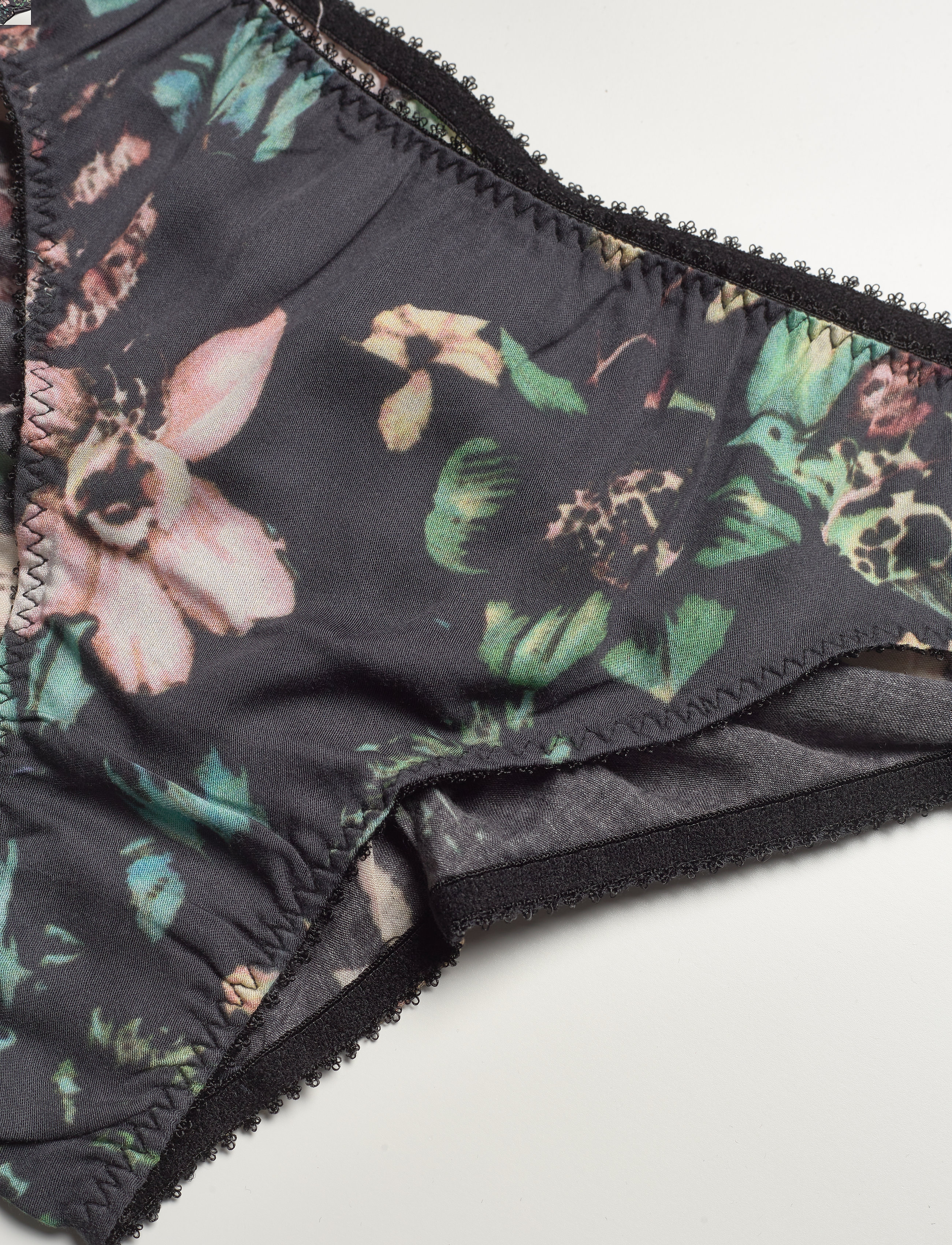 Underprotection - LOTUS BRIEFS BLACK - black - 2