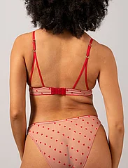 Understatement Underwear - Mesh Triangle Bralette - bralette-rintaliivit - pale pink/deep red - 2