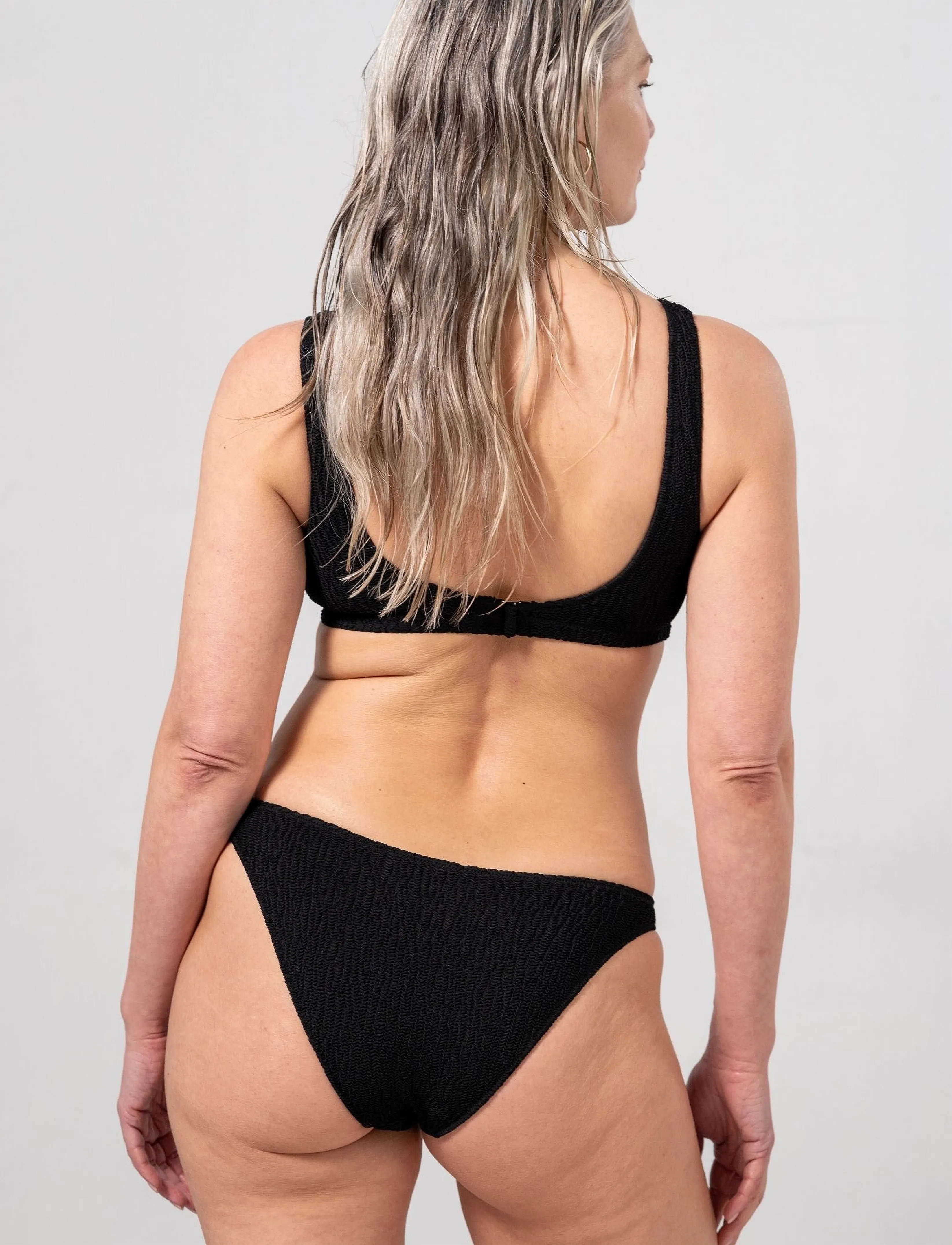Understatement Underwear - Ring Scoop Top - trekant-bikinis - black - 5