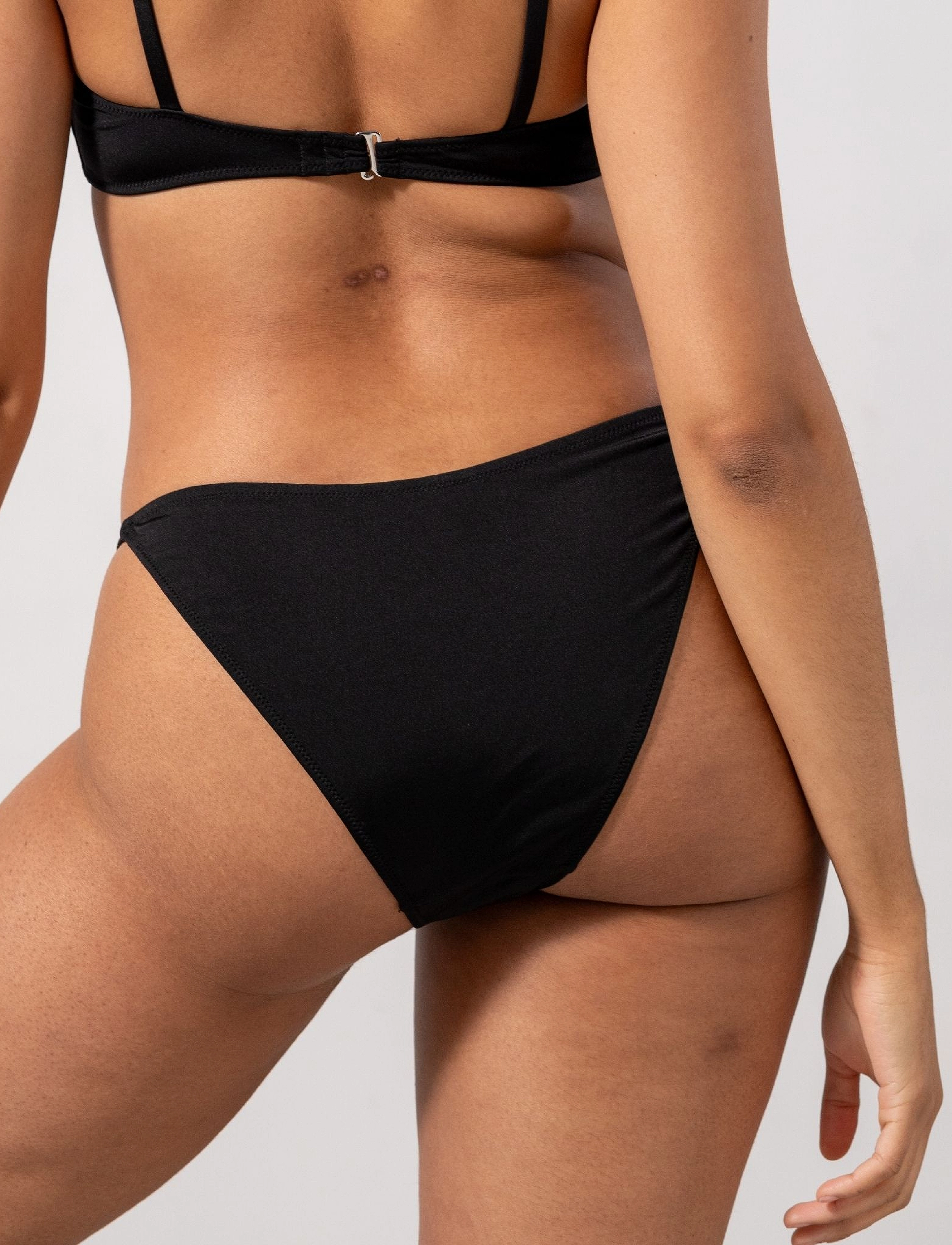 Understatement Underwear - Tanga Bikini Briefs - bikini hosen - black - 2