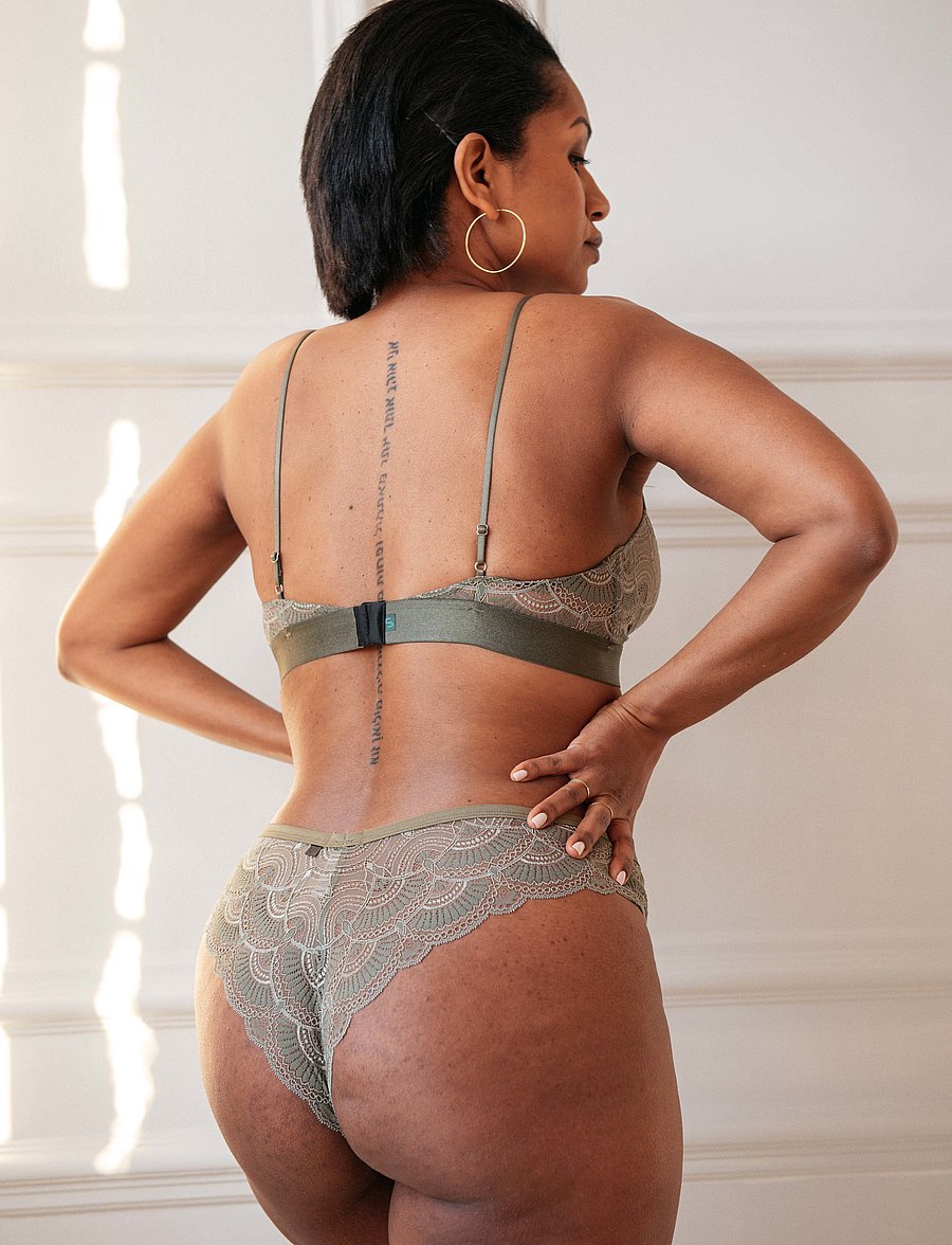 Understatement Underwear - Margareth Lace Cheeky - faded sage - 0