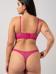 Understatement Underwear - Mesh Thong - de laveste prisene - shock pink - 2