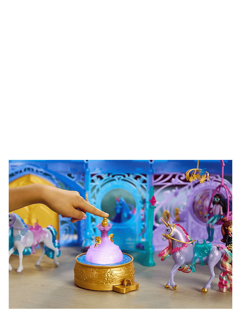 Unicorn Academy - Unicorn Academy Stable Playset w/ Wildstar - interaktive dyr - muti - 5