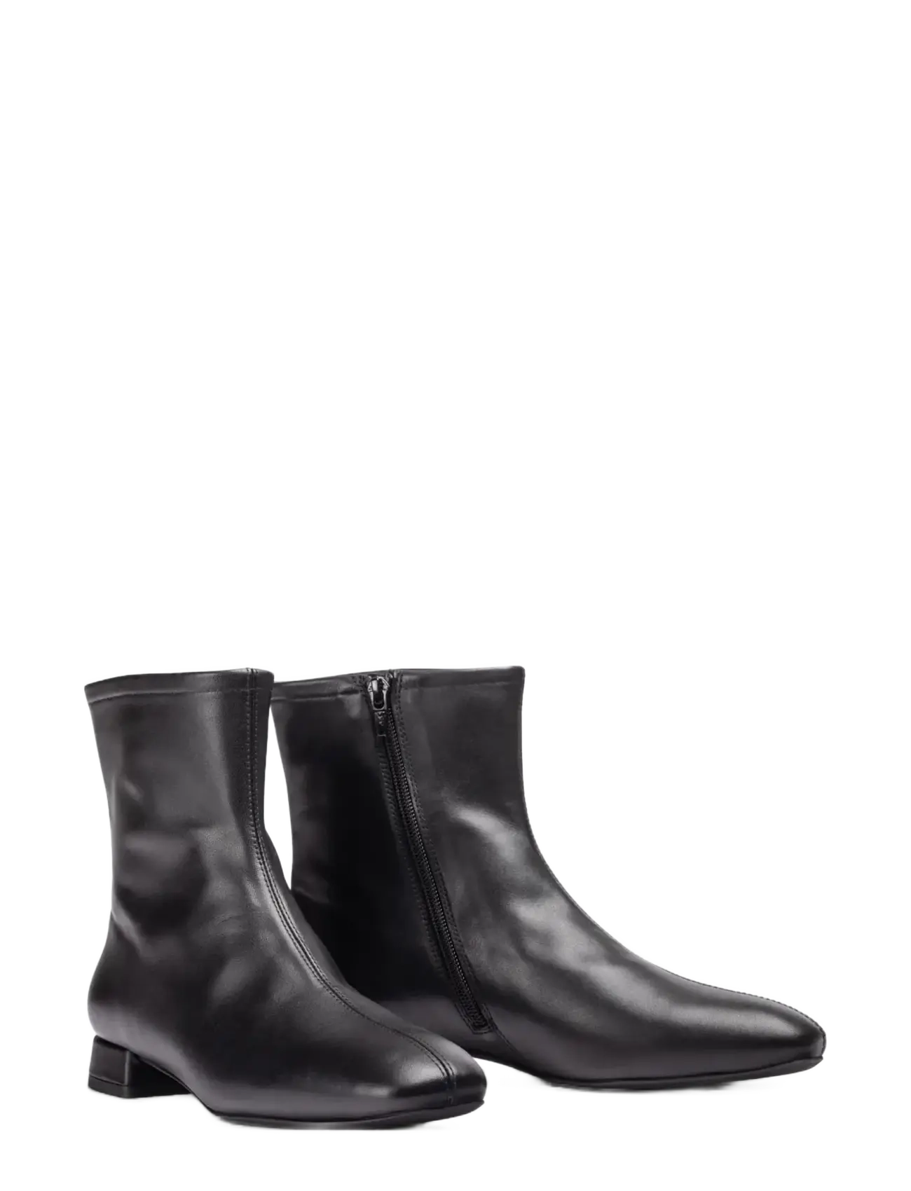 UNISA - COVINA_F26_STT - black - 1