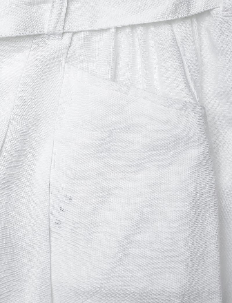 United Colors of Benetton - BERMUDA - casual shorts - white - 2