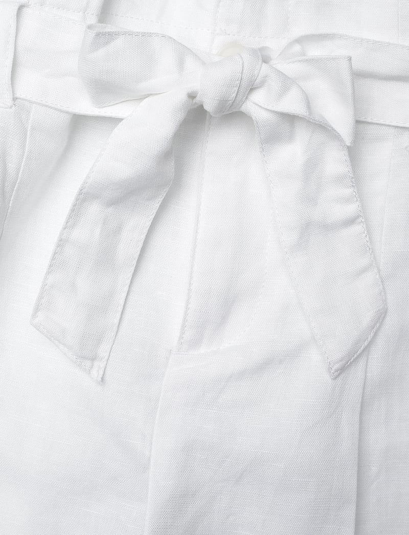 United Colors of Benetton - BERMUDA - casual shorts - white - 3